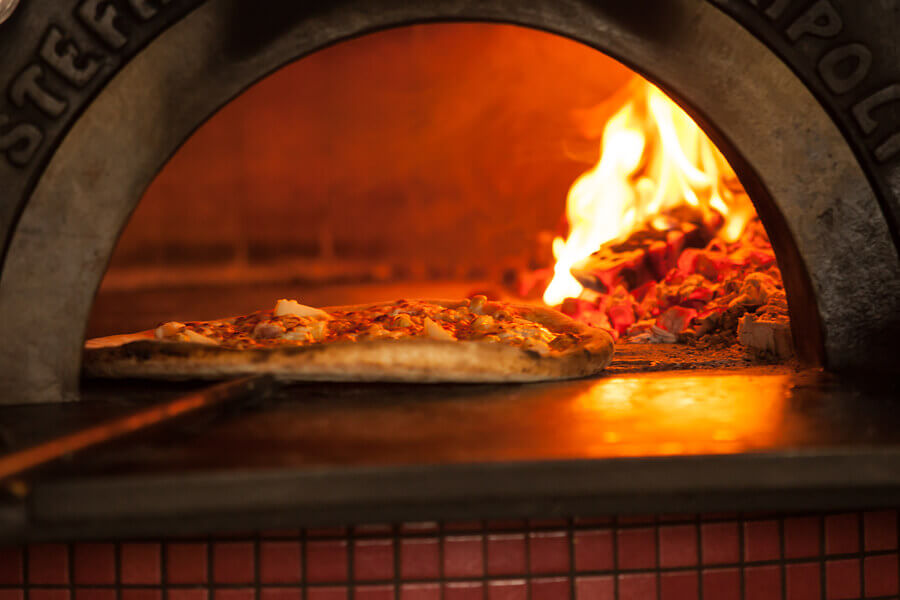 Traditional Italian Street Food Italian street food and mobile pizza catering in London, Sussex and Kent.